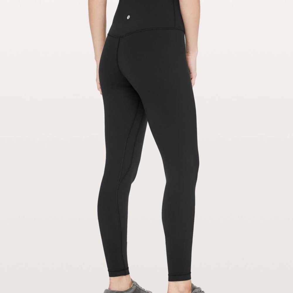 Full 25” length lululemon align black size 8